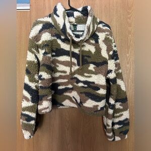 Cropped camo Sherpa sweater